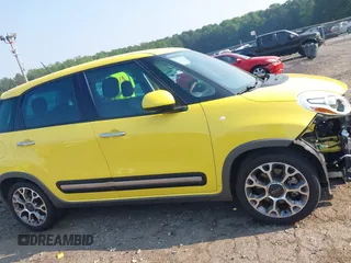2014 FIAT 500L Trekking with VIN ZFBCFADH6EZ021166, listed as a IAAI auction lot 42392165 with 96,035 mi miles and . Bid and sale history available at DreamBid. Image 14.