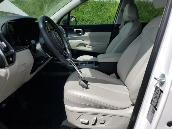 2022 Kia Sorento S with VIN 5XYRL4LCXNG142191, listed as a Copart auction lot 57647935 with 17,789 mi miles and Clean title. Bid and sale history available at DreamBid. Image 7.