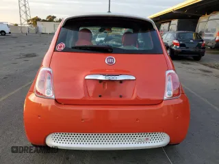 2015 FIAT 500e with VIN 3C3CFFGE5FT585805, listed as a Copart auction lot 81520364 with 43,946 mi miles and Clean Title. Bid and sale history available at carsss.com. Image 6.