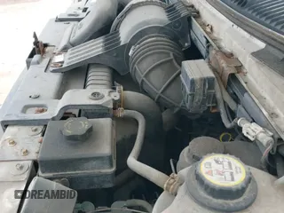 2004 Ford Econoline Cargo с VIN 1FTRE14W34HA14222, выставлен на аукционе IAAI как лот 42888831 с пробегом 203 511 миль миль и . История ставок и продаж доступна на DreamBid. Изображение 12.