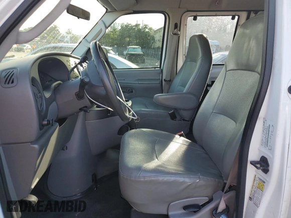 2008 Ford Econoline Passenger XL with VIN 1FBSS31L88DA78242, listed as a Copart auction lot 79951474 with 211,663 mi miles and Salvage Title. Bid and sale history available at DreamBid. Image 7.