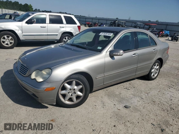 2004 Mercedes-Benz C 240 with VIN WDBRF61J64A547255, listed as a Copart auction lot 57028165 with 201,109 mi miles and Salvage title. Bid and sale history available at DreamBid. Image 1.