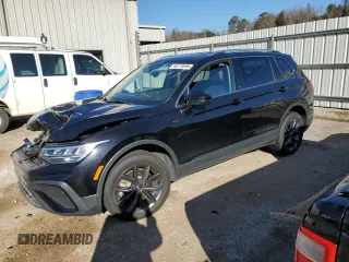 2022 Volkswagen Tiguan SE with VIN 3VV3B7AX7NM098736, listed as a Copart auction lot 48174695 with 40,561 mi miles and Salvage Title. Bid and sale history available at DreamBid. Image 1.
