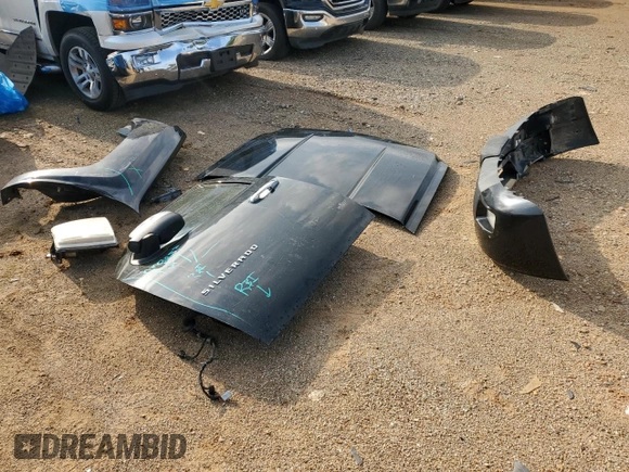 2011 Chevrolet Silverado 1500 LT with VIN 3GCPKSE34BG329015, listed as a Copart auction lot 50697355 with 248,524 mi miles and Salvage Title. Bid and sale history available at DreamBid. Image 12.