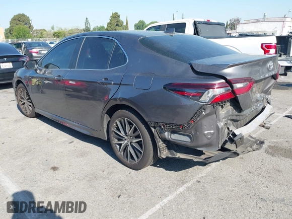 2021 Toyota Camry SE Nightshade with VIN 4T1G11AK7MU548170, listed as a IAAI auction lot 41988867 with 65,877 mi miles and . Bid and sale history available at carsss.com. Image 3.