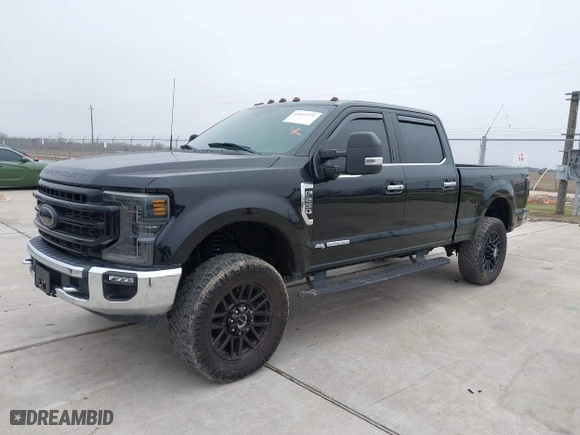 2017 Ford Super Duty F-250 SRW Lariat with VIN 1FT7W2B68HEC73597, listed as a IAAI auction lot 41655771 with 71,027 mi miles. Bid and sale history available at carsss.com. Image 17.