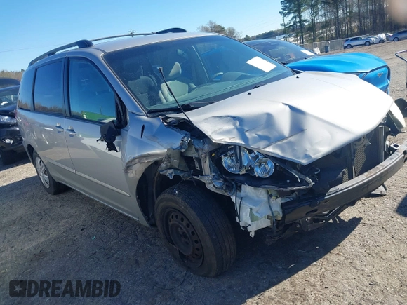 2007 Toyota Sienna CE with VIN 5TDZK23CX7S041018, listed as a IAAI auction lot 41838454 with 249,644 mi miles. Bid and sale history available at carsss.com. Image 1.