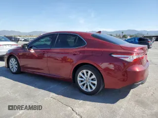 2020 Toyota Camry LE with VIN 4T1C11AK5LU998347, listed as a Copart auction lot 52427375 with 30,990 mi miles and Salvage Title. Bid and sale history available at carsss.com. Image 2.