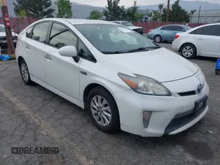 2012 Toyota Prius with VIN JTDKN3DP1C3012275, listed as a IAAI auction lot 42041754 with 379,854 mi miles and . Bid and sale history available at DreamBid. Image 1.