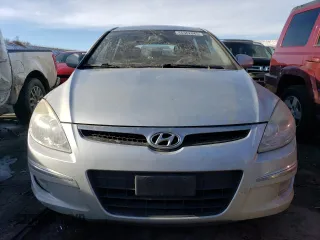2009 Hyundai Elantra Touring z VIN KMHDC86E99U046003, wystawiony jako Copart lot #46362045 z przebiegiem 130 650 mil mil oraz Nie do naprawy • Non repairable. Historia ofert i sprzedaży dostępna na DreamBid. Obrazek 5.