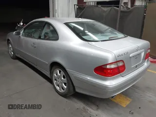 2001 Mercedes-Benz CLK with VIN WDBLJ65GX1T091389, listed as a IAAI auction lot 42058375 with 215,750 mi miles. Bid and sale history available at carsss.com. Image 3.