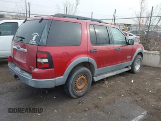 2006 Ford Explorer XLT with VIN 1FMEU73806ZA04487, listed as a IAAI auction lot 41294505 with 149,579 mi miles. Bid and sale history available at carsss.com. Image 4.