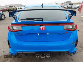 2024 Honda Civic Type R z VIN JHMFL5G44RX002487, wystawiony jako IAAI lot #41053656 z przebiegiem 8 672 mil mil oraz . Historia ofert i sprzedaży dostępna na DreamBid. Obrazek 16.