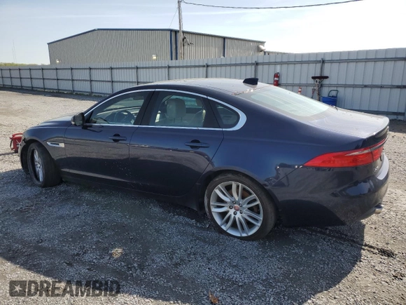 2016 Jaguar XF 35t Prestige z VIN SAJBK4BV1GCY23758, wystawiony jako Copart lot #51360755 z przebiegiem 168 684 mil mil oraz Czysty tytuł • Clean title. Historia ofert i sprzedaży dostępna na DreamBid. Obrazek 2.