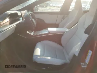 2023 Tesla Model S Plaid с VIN 5YJSA1E60PF528755, выставлен на аукционе Copart как лот 43385815 с пробегом 17 406 миль миль и Списание • Salvage title. История ставок и продаж доступна на DreamBid. Изображение 7.