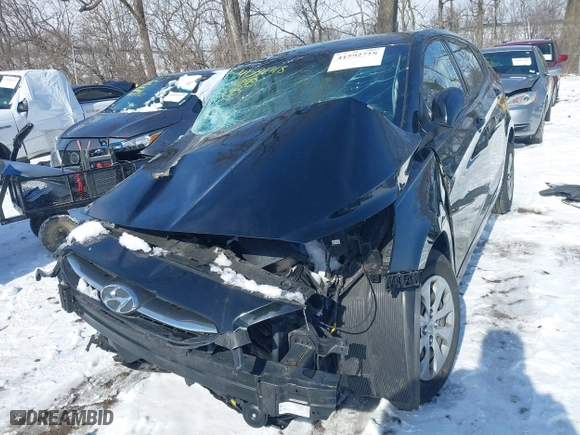 2015 Hyundai Accent GS with VIN KMHCT5AE1FU203066, listed as a IAAI auction lot 41592718 with 1 mi miles. Bid and sale history available at carsss.com. Image 18.