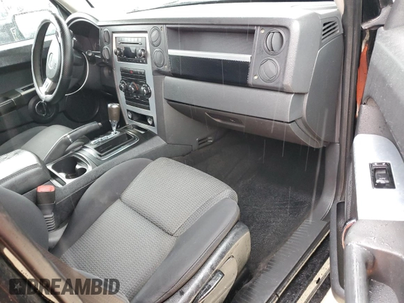 2010 Jeep Commander Sport with VIN 1J4RG4GK5AC114698, listed as a Copart auction lot 74076834 with 0 mi miles and Non Repairable. Bid and sale history available at carsss.com. Image 8.
