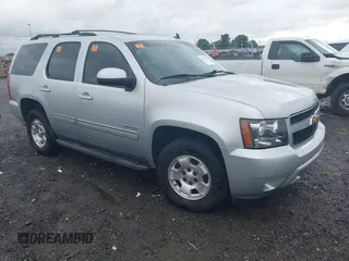 2012 Chevrolet Tahoe LS z VIN 1GNSCAE02CR308972, wystawiony jako IAAI lot #42495520 z przebiegiem 205 295 mil mil oraz . Historia ofert i sprzedaży dostępna na DreamBid. Obrazek 1.