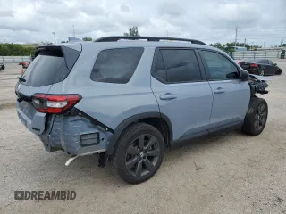 2025 Honda Pilot Sport with VIN 5FNYG2H33SB002824, listed as a Copart auction lot 72117454 with 4,942 mi miles and Salvage Title. Bid and sale history available at carsss.com. Image 3.