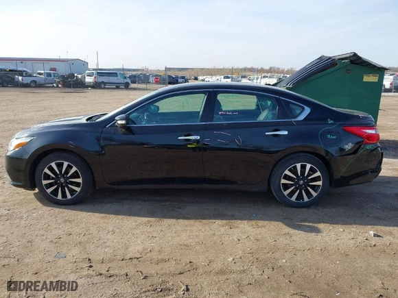 2018 Nissan Altima 2.5 S with VIN 1N4AL3AP3JC149226, listed as a IAAI auction lot 41859948 with 116,854 mi miles. Bid and sale history available at carsss.com. Image 14.