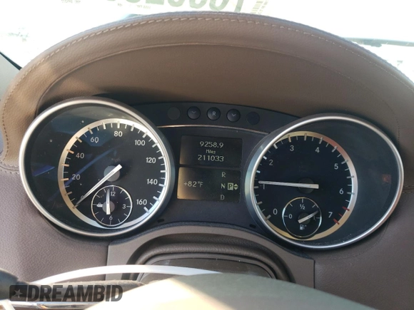 2010 Mercedes-Benz GL-Class GL 450 with VIN 4JGBF7BE8AA595373, listed as a Copart auction lot 73852304 with 211,033 mi miles and Salvage Title. Bid and sale history available at carsss.com. Image 9.