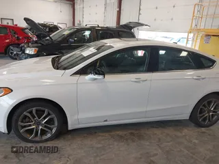 2017 Ford Fusion SE with VIN 3FA6P0T94HR251797, listed as a IAAI auction lot 42695169 with 60,069 mi miles and . Bid and sale history available at DreamBid. Image 14.