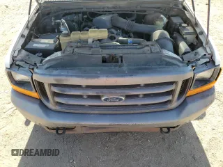 2000 Ford F-250 with VIN 1FDNF20S3YEB06759, listed as a Copart auction lot 61786235 with 570,325 mi miles and Clean title. Bid and sale history available at DreamBid. Image 11.