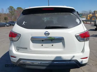 2016 Nissan Pathfinder SV with VIN 5N1AR2MN0GC640306, listed as a IAAI auction lot 41695227 with 175,884 mi miles. Bid and sale history available at carsss.com. Image 16.