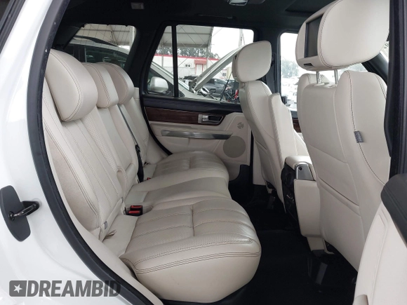 2013 Land Rover Range Rover Sport SC with VIN SALSH2E40DA800038, listed as a IAAI auction lot 42152992 with 119,438 mi miles and . Bid and sale history available at DreamBid. Image 8.
