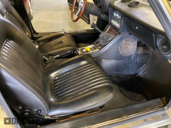 1973 Alfa Romeo Spider z VIN AR3041681, wystawiony jako Copart lot #55390735 z przebiegiem 20 513 mil mil oraz Tytuł czysty. Historia ofert i sprzedaży dostępna na DreamBid. Obrazek 5.