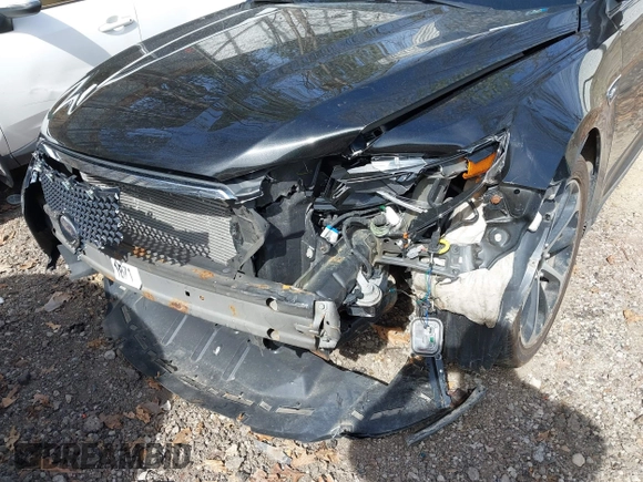 2014 Ford Taurus SHO with VIN 1FAHP2KT8EG131067, listed as a IAAI auction lot 42102086 with 107,822 mi miles. Bid and sale history available at carsss.com. Image 6.