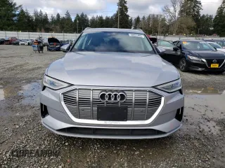 2022 Audi e-tron Premium Plus with VIN WA1LAAGE2NB024937, listed as a Copart auction lot 50953465 with 24,792 mi miles and Salvage Title. Bid and sale history available at carsss.com. Image 5.