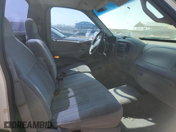 1997 Ford F-150 с VIN 1FTDF18W8VKC62309, выставлен на аукционе Copart как лот 48137745 с пробегом 156 917 миль миль и Списание • Salvage title. История ставок и продаж доступна на DreamBid. Изображение 10.