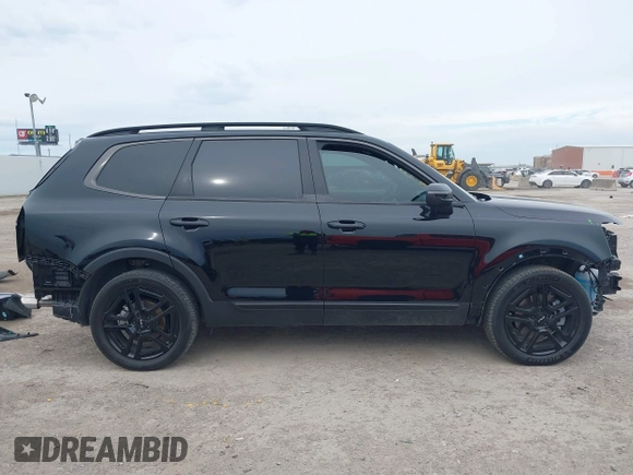 2024 Kia Telluride EX X-Line z VIN 5XYP3DGC5RG473610, wystawiony jako IAAI lot #41360858 z przebiegiem 13 825 mil mil oraz . Historia ofert i sprzedaży dostępna na DreamBid. Obrazek 14.
