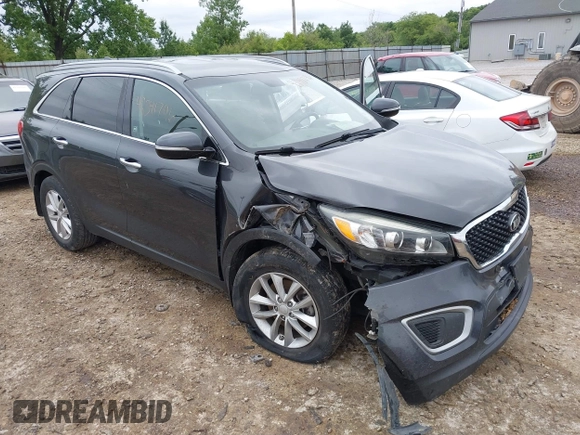 2017 Kia Sorento LX z VIN 5XYPG4A33HG274938, wystawiony jako IAAI lot #42341796 z przebiegiem 153 168 mil mil oraz . Historia ofert i sprzedaży dostępna na DreamBid. Obrazek 1.