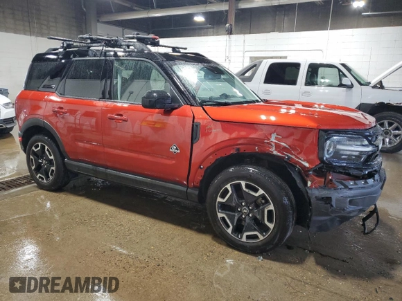 2022 Ford Bronco Sport Outer Banks with VIN 3FMCR9C65NRD98431, listed as a Copart auction lot 61596305 with 21,444 mi miles and Salvage title. Bid and sale history available at DreamBid. Image 4.