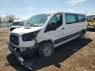 2019 Ford Transit Passenger XL z VIN 1FBZX2YM0KKA22887, wystawiony jako Copart lot #55754935 z przebiegiem Nie podano mil oraz Szkoda całkowita • Salvage title. Historia ofert i sprzedaży dostępna na DreamBid. Obrazek 1.