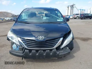 2016 Toyota Sienna LE AAS with VIN 5TDKK3DC8GS739715, listed as a IAAI auction lot 42015201 with 68,417 mi miles. Bid and sale history available at carsss.com. Image 12.
