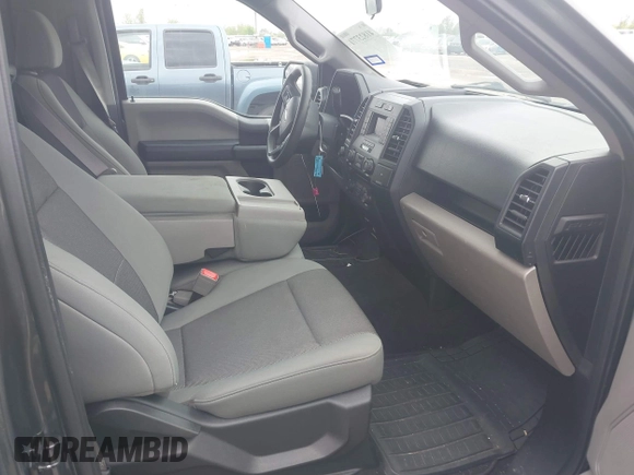 2018 Ford F-150 XL with VIN 1FTMF1C53JKE85608, listed as a IAAI auction lot 41823771 with 142,151 mi miles. Bid and sale history available at carsss.com. Image 5.