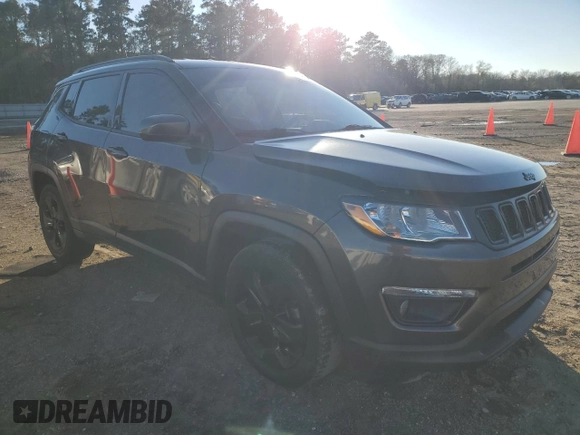 2020 Jeep Compass Altitude with VIN 3C4NJCBB5LT162538, listed as a Copart auction lot 87470904 with 86,156 mi miles and Salvage Title. Bid and sale history available at carsss.com. Image 4.