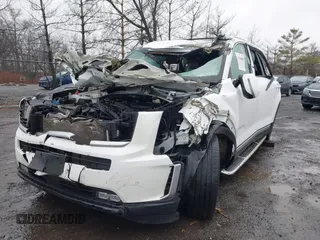 2020 Kia Telluride SX z VIN 5XYP5DHC8LG020971, wystawiony jako IAAI lot #41108655 z przebiegiem 53 851 mil mil oraz . Historia ofert i sprzedaży dostępna na DreamBid. Obrazek 6.