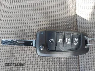 2019 Hyundai Accent SE with VIN 3KPC24A32KE060928, listed as a IAAI auction lot 41190538 with 81,971 mi miles. Bid and sale history available at carsss.com. Image 11.