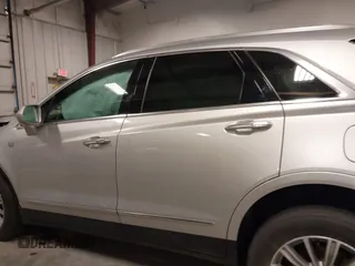 2017 Cadillac XT5 Premium Luxury AWD with VIN 1GYKNERS1HZ282954, listed as a IAAI auction lot 41217097 with 63,154 mi miles. Bid and sale history available at carsss.com. Image 15.