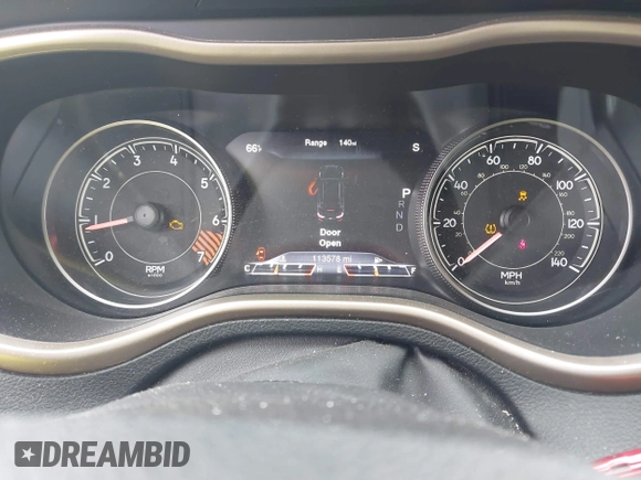 2014 Jeep Cherokee Limited with VIN 1C4PJMDB2EW281396, listed as a IAAI auction lot 42075036 with 113,578 mi miles and . Bid and sale history available at DreamBid. Image 7.