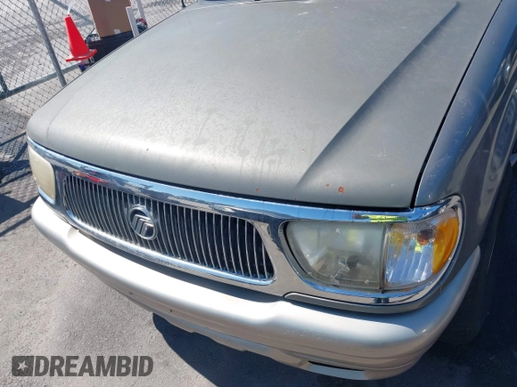 2001 Mercury Mountaineer with VIN 4M2ZU86P61UJ00123, listed as a IAAI auction lot 42692270 with 261,819 mi miles and . Bid and sale history available at DreamBid. Image 6.