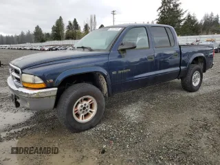 2000 Dodge Dakota Sport with VIN 1B7GG2AN9YS760105, listed as a Copart auction lot 51023545 with 191,900 mi miles and Clean Title. Bid and sale history available at carsss.com. Image 1.