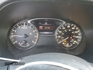 2018 Nissan Pathfinder S with VIN 5N1DR2MN3JC636447, listed as a Copart auction lot 48716635 with 124,556 mi miles and Non Repairable. Bid and sale history available at carsss.com. Image 9.