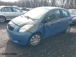 2008 Toyota Yaris with VIN JTDJT923485170416, listed as a IAAI auction lot 41988703 with 999,999 mi miles. Bid and sale history available at carsss.com. Image 2.