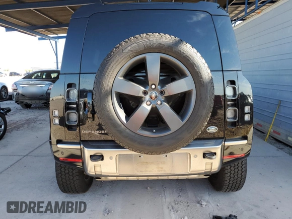 2020 Land Rover Defender X z VIN SALEX7EU7L2021063, wystawiony jako Copart lot #67714994 z przebiegiem 35 534 mil mil oraz Szkoda całkowita • Salvage title. Historia ofert i sprzedaży dostępna na DreamBid. Obrazek 6.