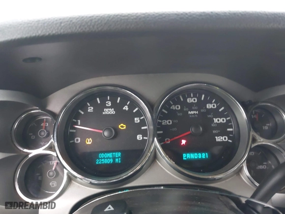 2007 Chevrolet Silverado 1500 LT w/1LT with VIN 1GCEK19J57Z513641, listed as a IAAI auction lot 41121044 with 225,809 mi miles. Bid and sale history available at carsss.com. Image 7.